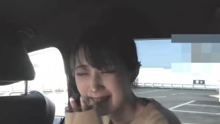 恥しがるしのちゃんを前にちんこをコシコシしてると、興奮してきたしのちゃんもパンツを食い込ませて挑発的なポーズをとるなど、意外と乗り気！